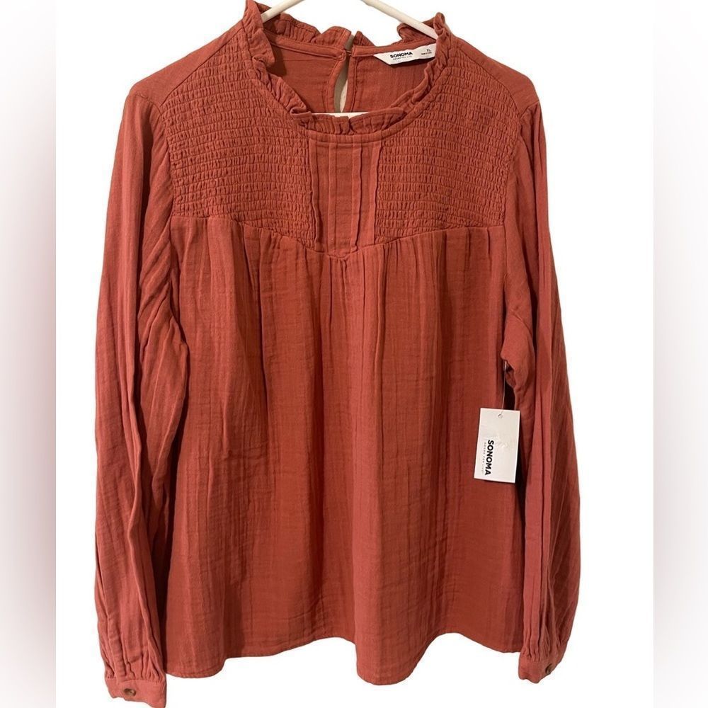 NWT!  Sonoma Women’s Blouse Size XL‎